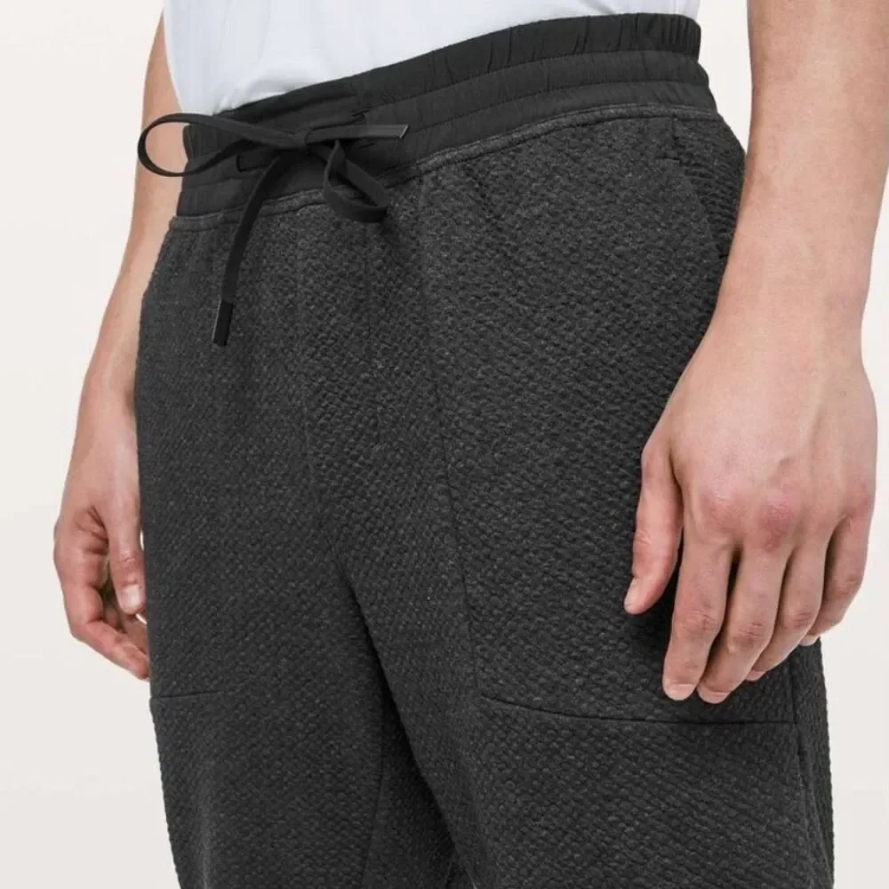 Lululemon At Ease Joggers/Sweatpants (Size S)